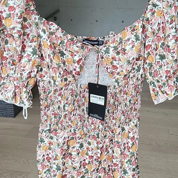 PrettyLittleThing Romper - Picture 2 of 5